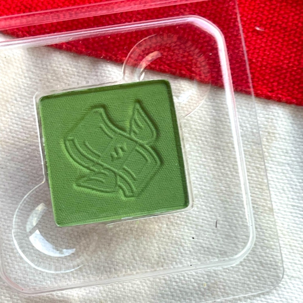 Jeffree Star eyeshadow single